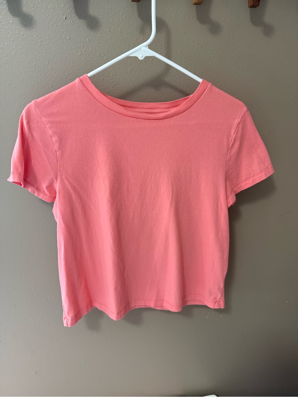 Universal Thread Coral Pink Short-Sleeve Crew Tee